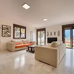 Villa Spacious Laurisilva