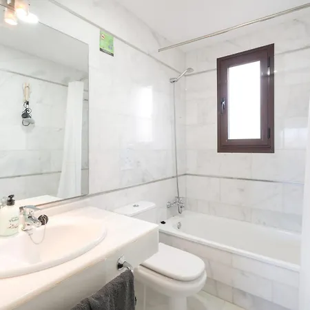Spacious Laurisilva Villa *